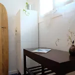 Bed & Breakfast Joyu Surf Shack Bidart