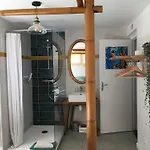 Joyu Surf Shack Bed & Breakfast Bidart