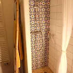 Joyu Surf Shack Bed & Breakfast *