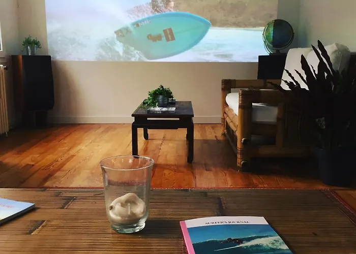 Bed & Breakfast Joyu Surf Shack *