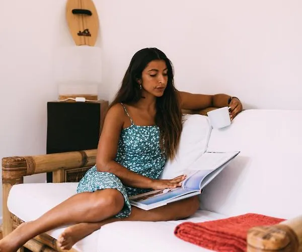 Bed & Breakfast Joyu Surf Shack *